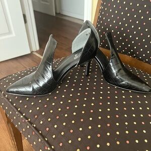 Bleecker & Bond Croc Finish Cut Out Heels